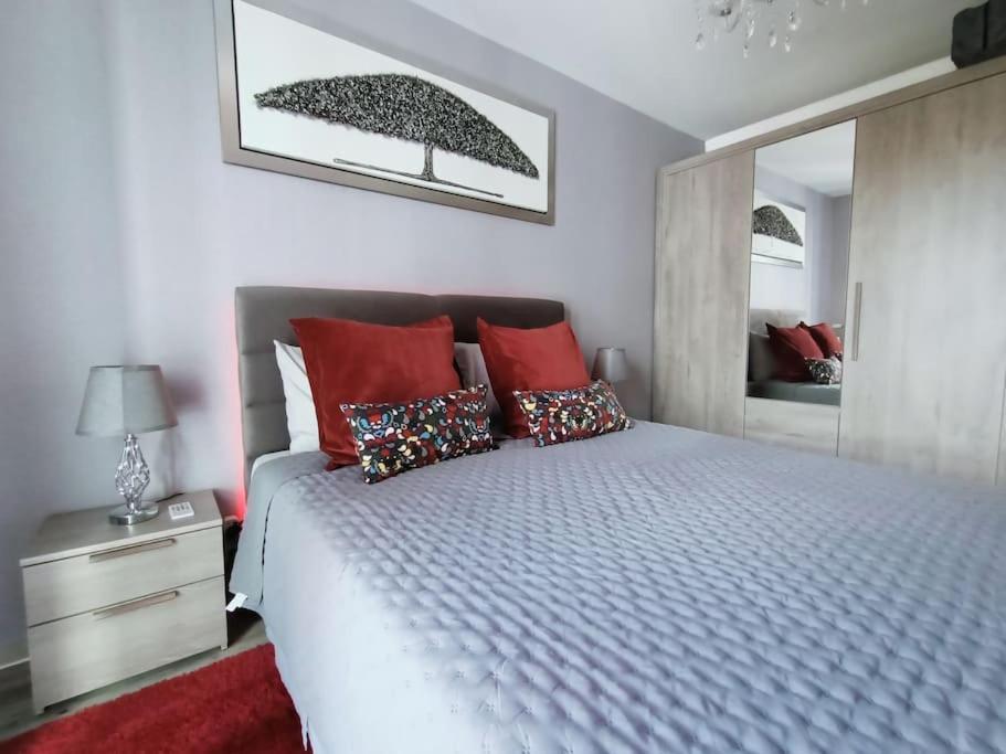 טראפס Appartement 4 Pieces - La Rose Des Yvelines - Classe 3 Etoiles מראה חיצוני תמונה