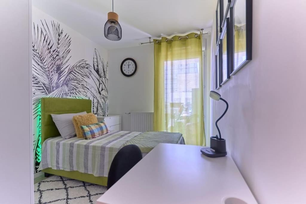 טראפס Appartement 4 Pieces - La Rose Des Yvelines - Classe 3 Etoiles מראה חיצוני תמונה