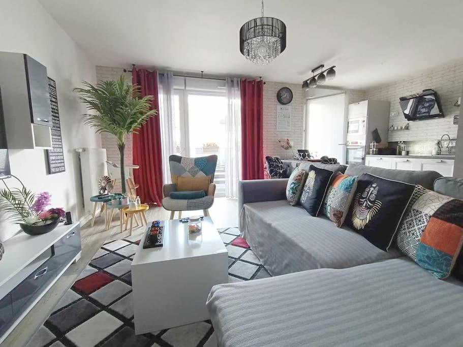 טראפס Appartement 4 Pieces - La Rose Des Yvelines - Classe 3 Etoiles מראה חיצוני תמונה